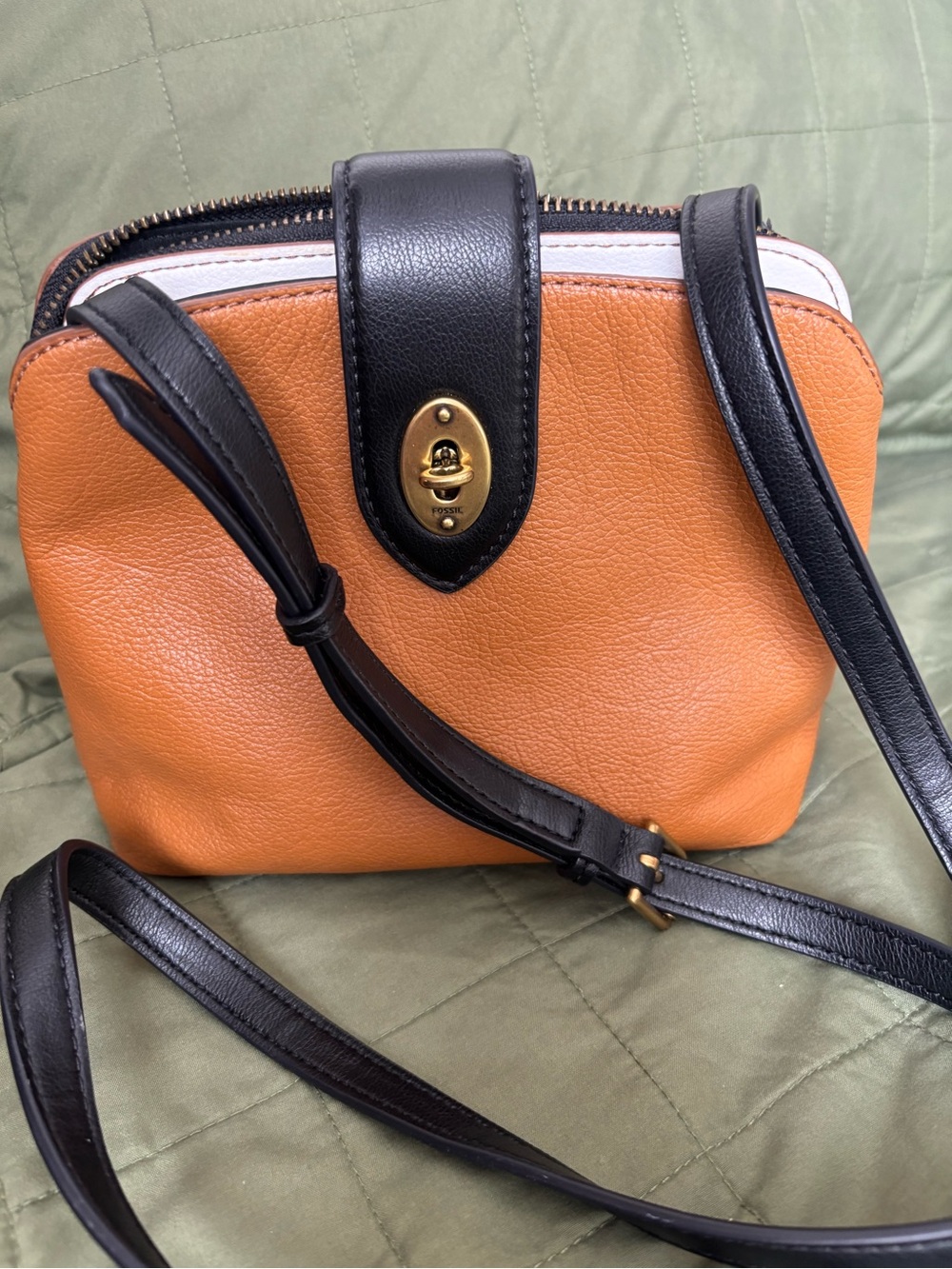 Fossil Tan, White and Black Leather Crossbody Bag, adjustable - clean